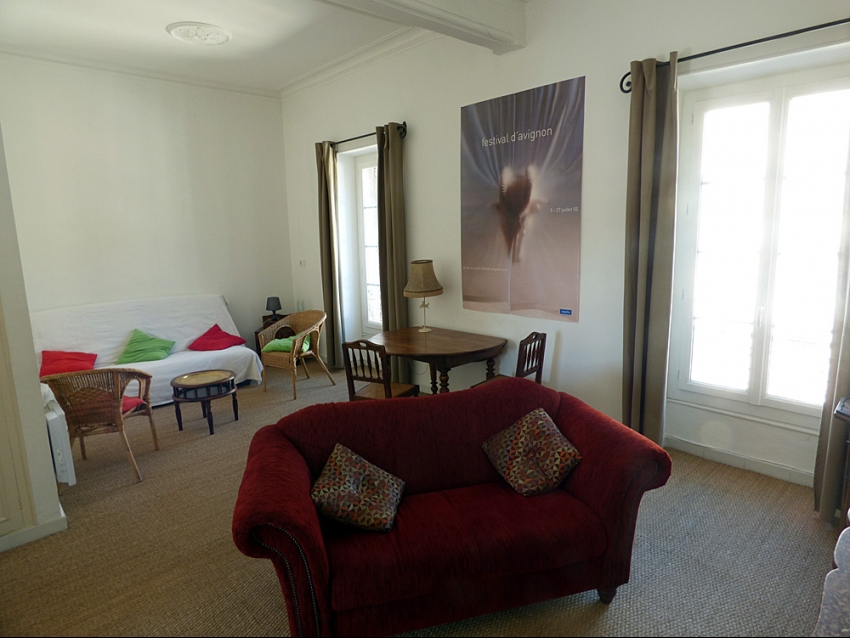 Avignon intra muros, Guillaume Puy, location saisonnière, temporaire, festival,vacances, séjour touristique ou d'affaire.